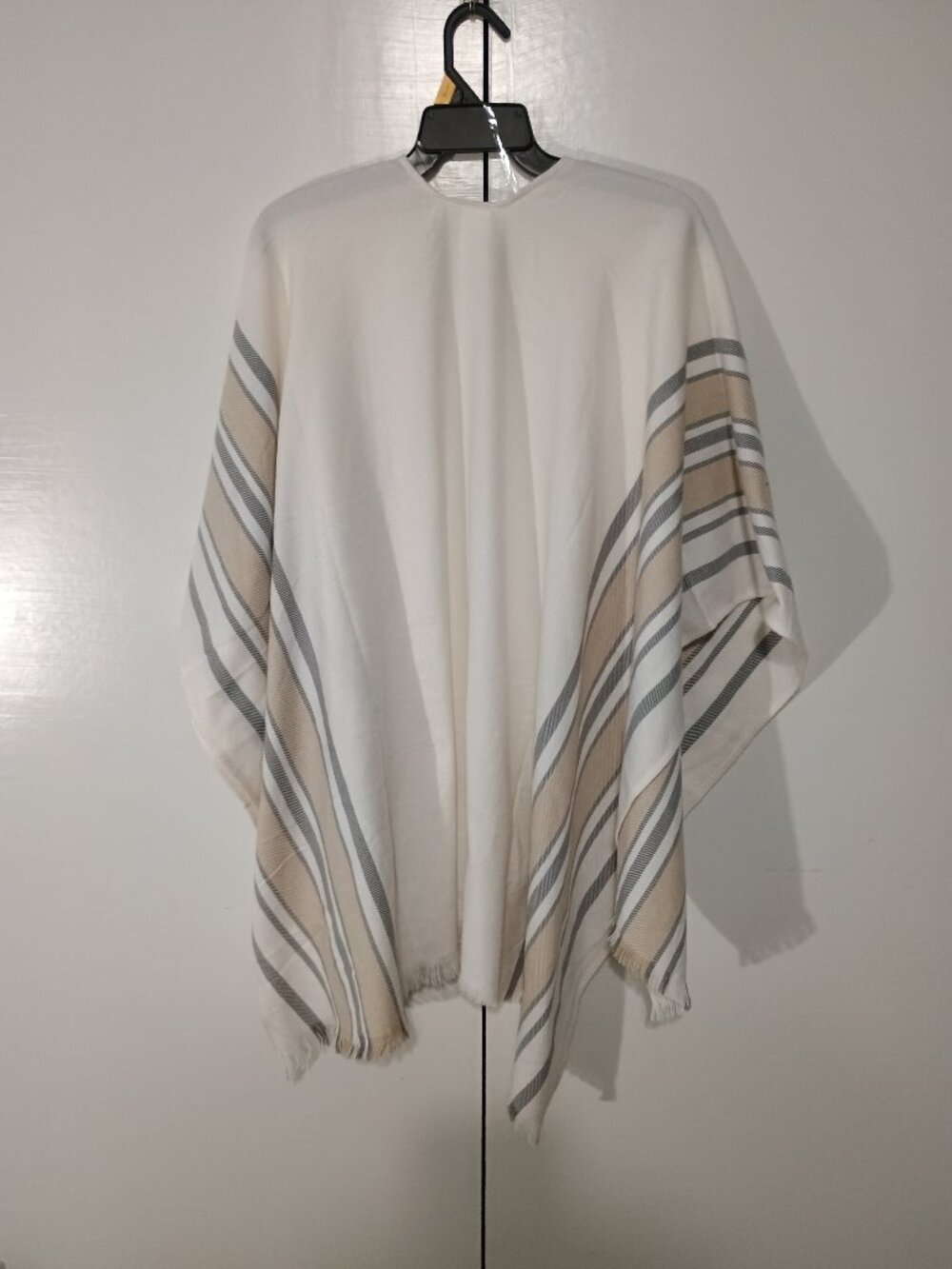 Cream Striped Open Front Ruana Poncho One Size Boho Shawl Wrap - Picture 3 of 5